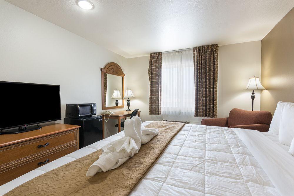 Econo Lodge Livingston Gateway To Yellowstone Bagian luar foto
