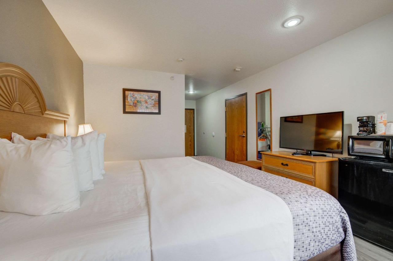 Econo Lodge Livingston Gateway To Yellowstone Bagian luar foto